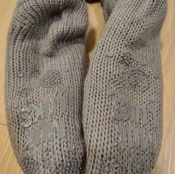 Muk Luks Sherpa Knit Socks Large 8-11 - Picture 2 of 4